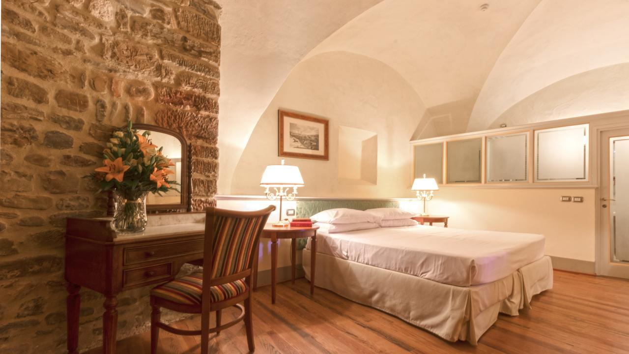 Badia Di Campoleone - Italianway Arezzo Room photo