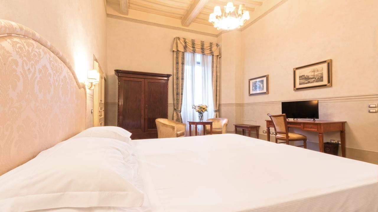 Badia Di Campoleone - Italianway Arezzo Room photo