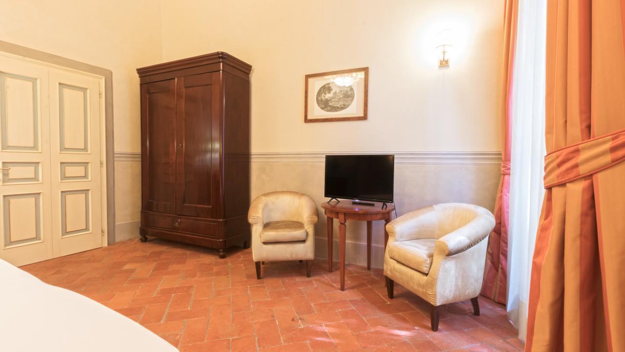 Badia Di Campoleone - Italianway Arezzo Room photo