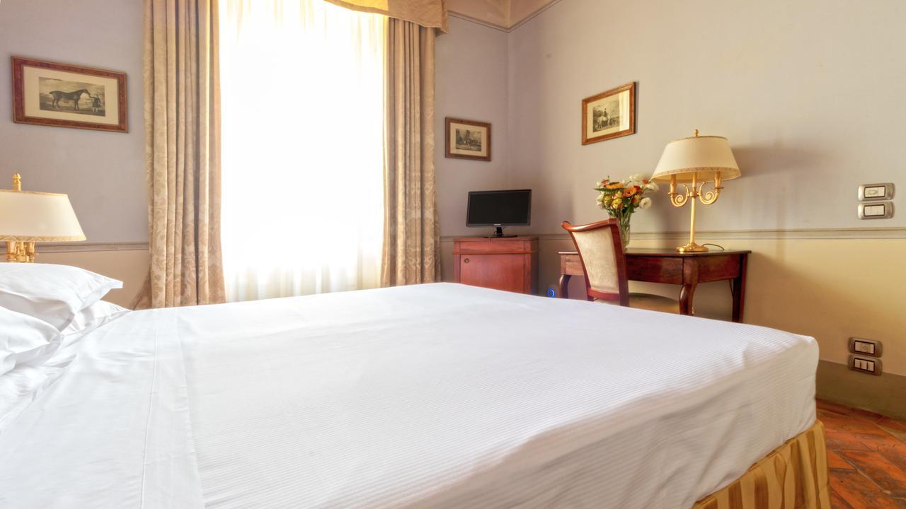 Badia Di Campoleone - Italianway Arezzo Room photo