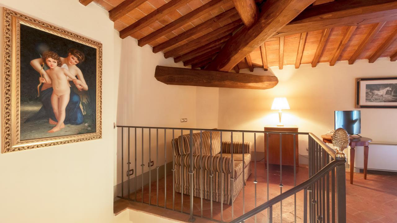Badia Di Campoleone - Italianway Arezzo Room photo