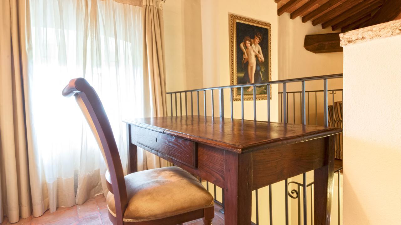 Badia Di Campoleone - Italianway Arezzo Room photo