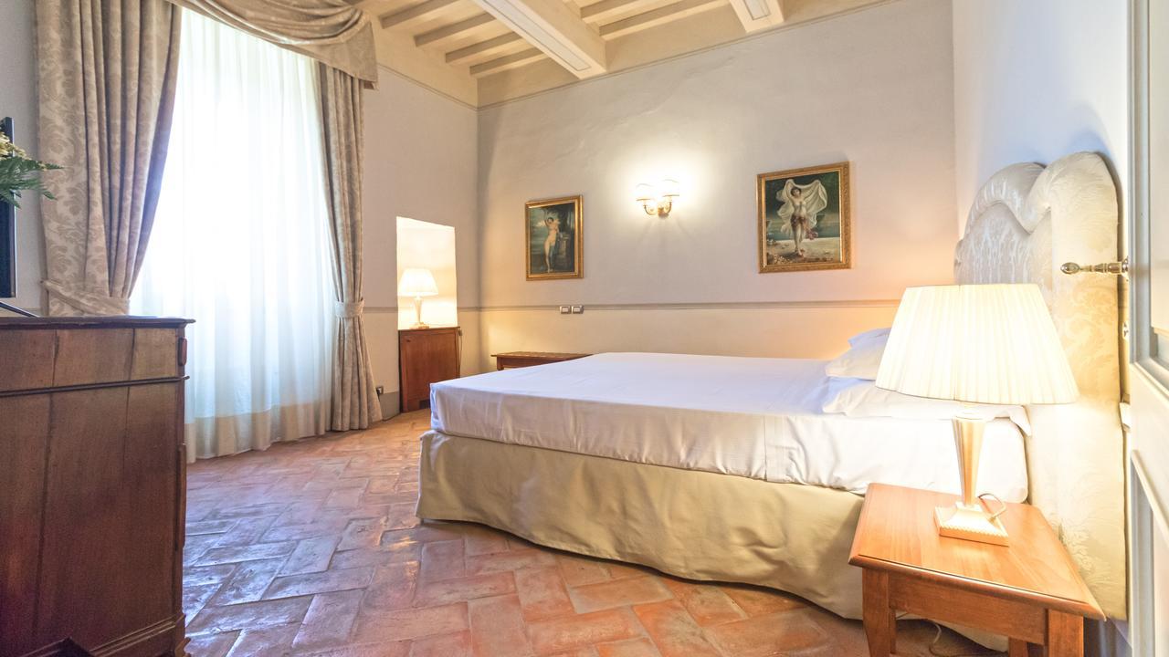 Badia Di Campoleone - Italianway Arezzo Room photo