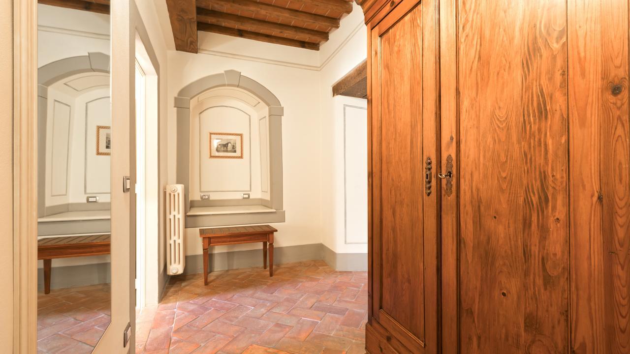 Badia Di Campoleone - Italianway Arezzo Room photo