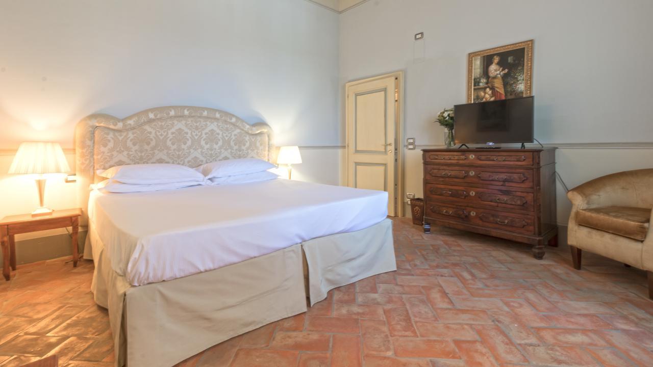 Badia Di Campoleone - Italianway Arezzo Room photo