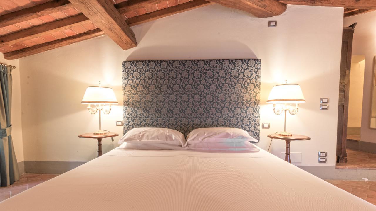 Badia Di Campoleone - Italianway Arezzo Room photo