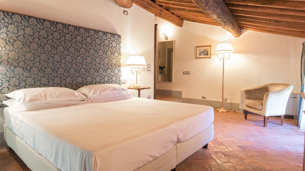 Badia Di Campoleone - Italianway Arezzo Room photo