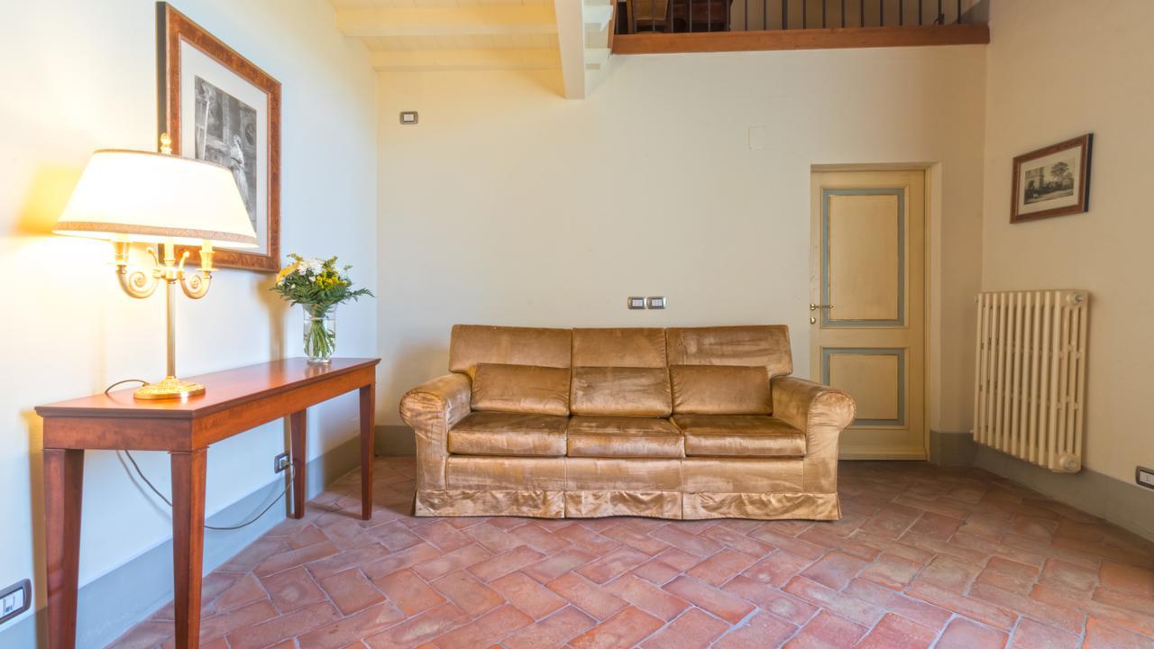 Badia Di Campoleone - Italianway Arezzo Room photo